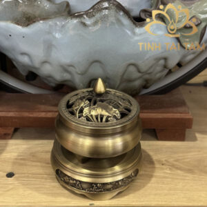 Lư đồng xông trầm hương