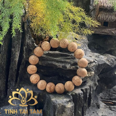 vòng trầm hương